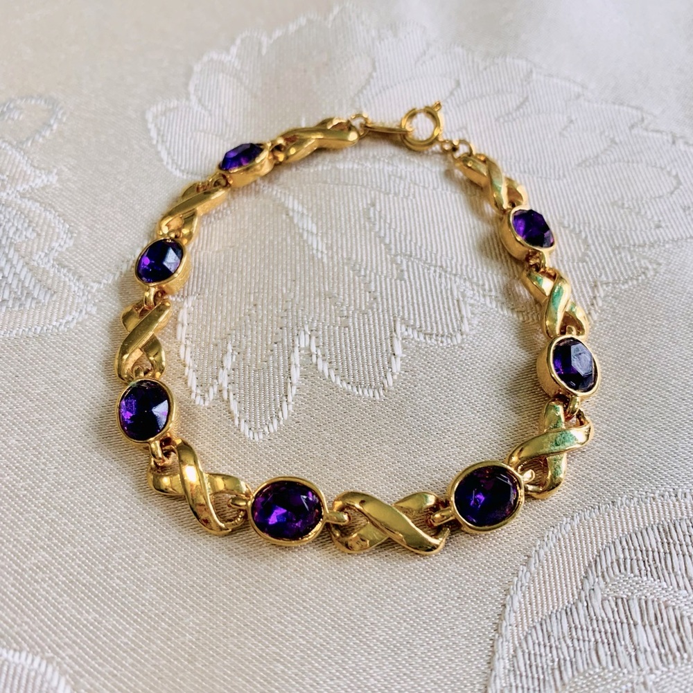 Vintage Avon Faux Amethyst Gold Tone Infinity Bracelet